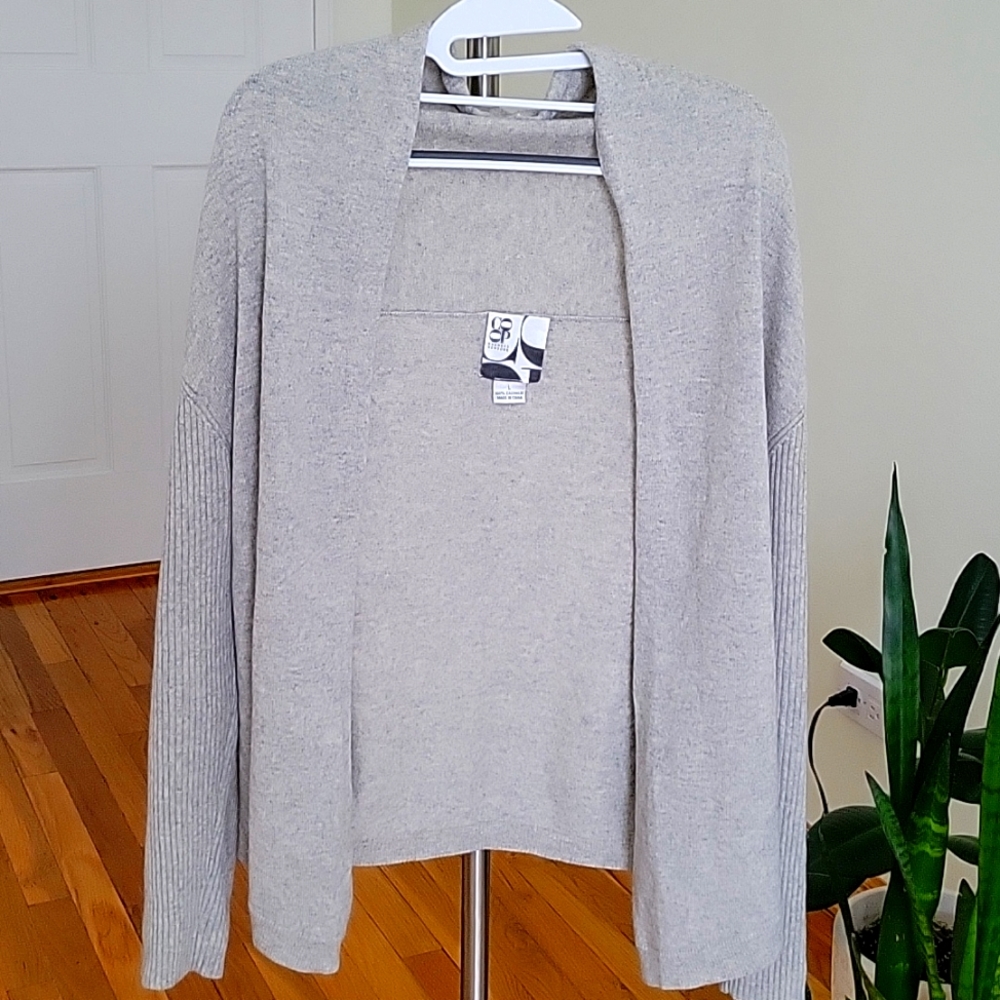 Barneys New York 100%Cashmere Grey Cardigan Sweater